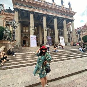 Meet your Posher, Cindy